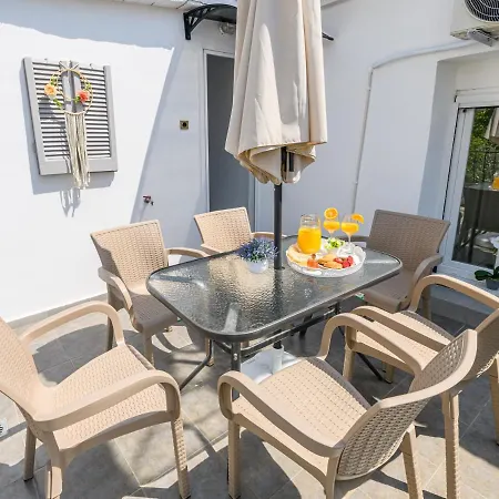 Apartment La Maison