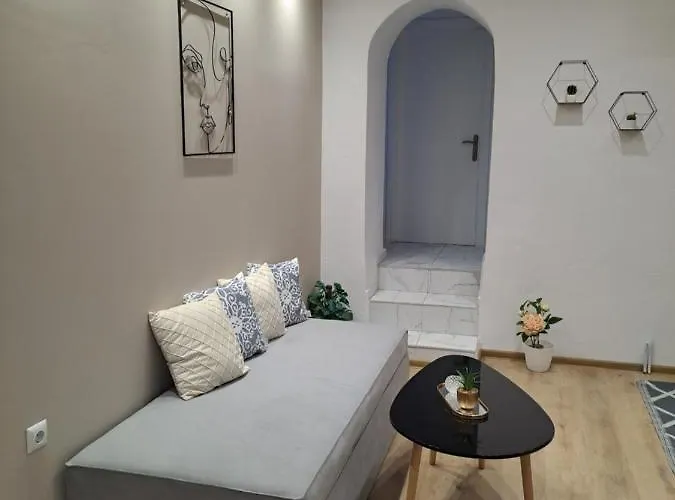 La Maison *